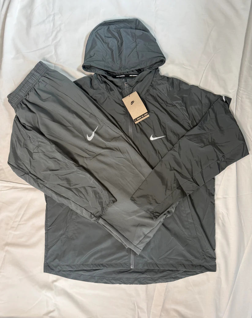 Myler Set Grey